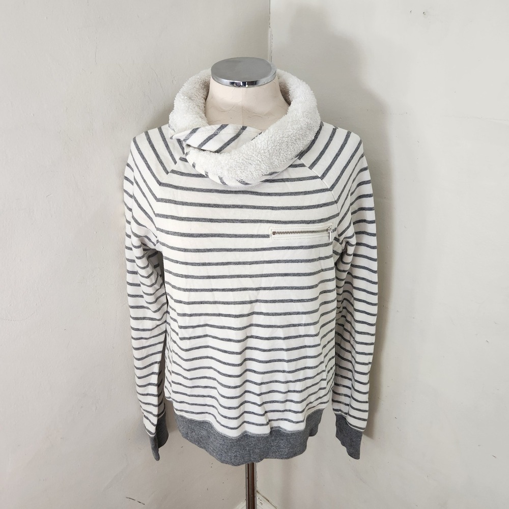 Abercrombie & Fitch Womens Large Striped Sherpa Sweatshirt Grey White